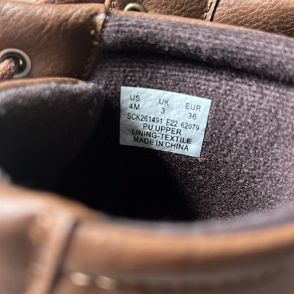 Sperry - Picture 3 of 5